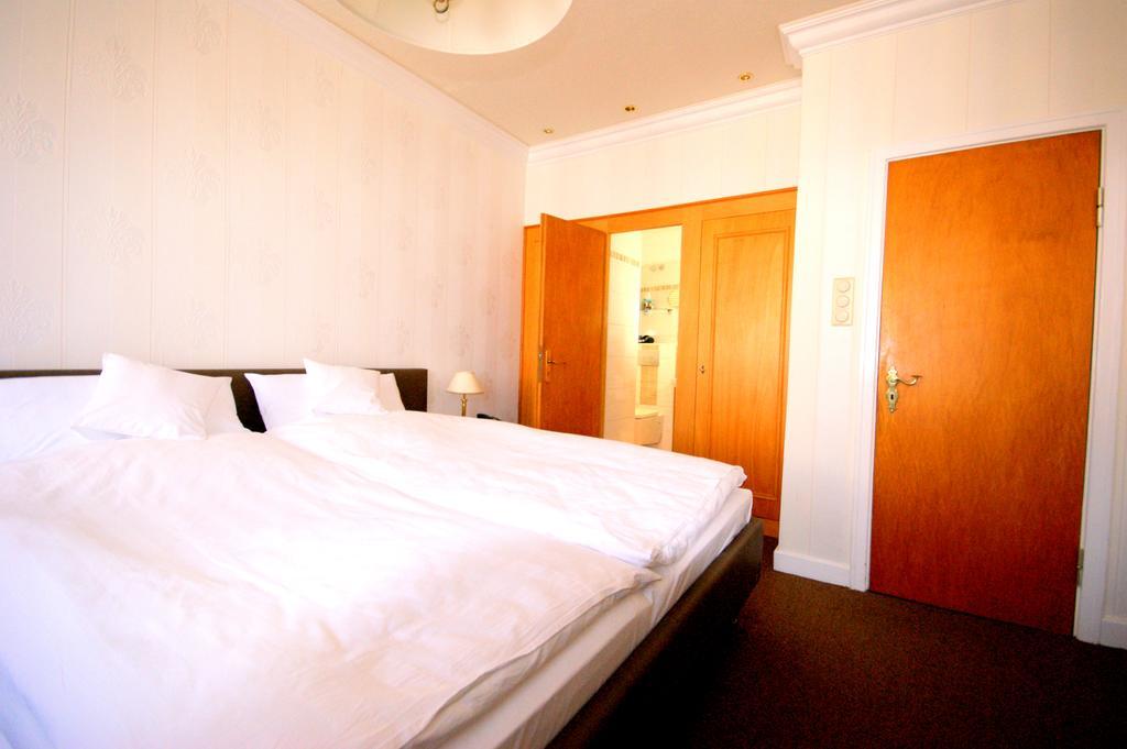 Beckroege Hotel
